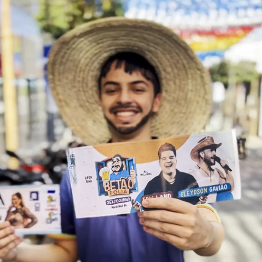 Ingresso camarote bloco betão folia, que acontece no dia 20 de junho em Macaúbas - Bahia. a capital do forró